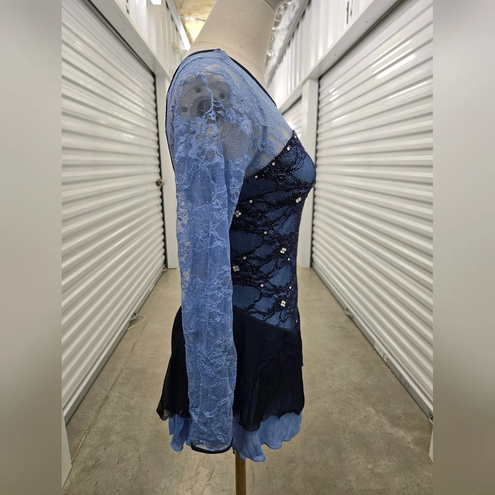 Blue figure skating dress - Picture 5 of 10